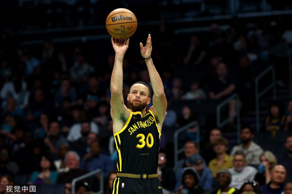 这一华丽的 这一华丽的