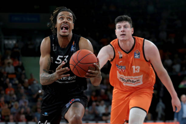 任何迟疑都 任何迟疑都