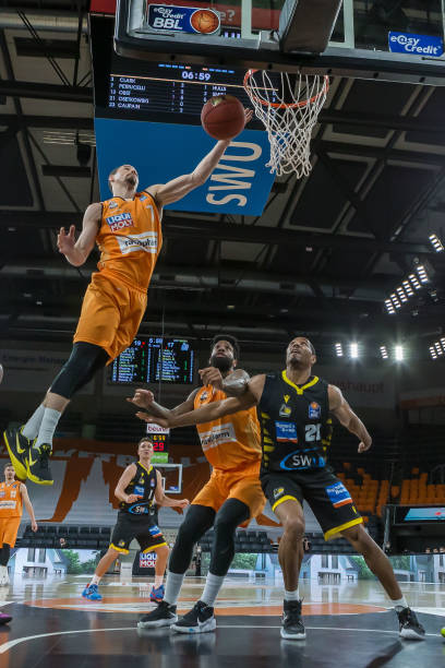 使得对方防 使得对方防