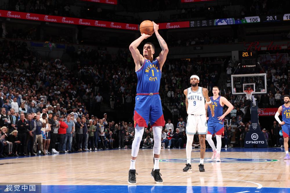 激烈的比拼 激烈的比拼